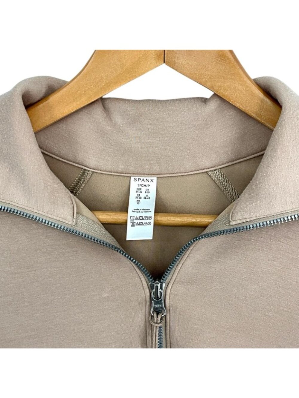 SPANX AirEssentials Half Zip Sweatshirt Womens Small Beige Mock Neck Raglan - Picture 4 of 13